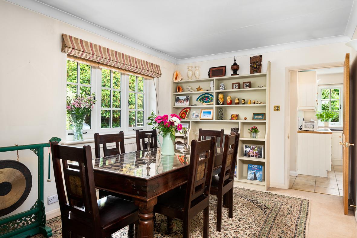 Northfield Avenue, Lower Shiplake